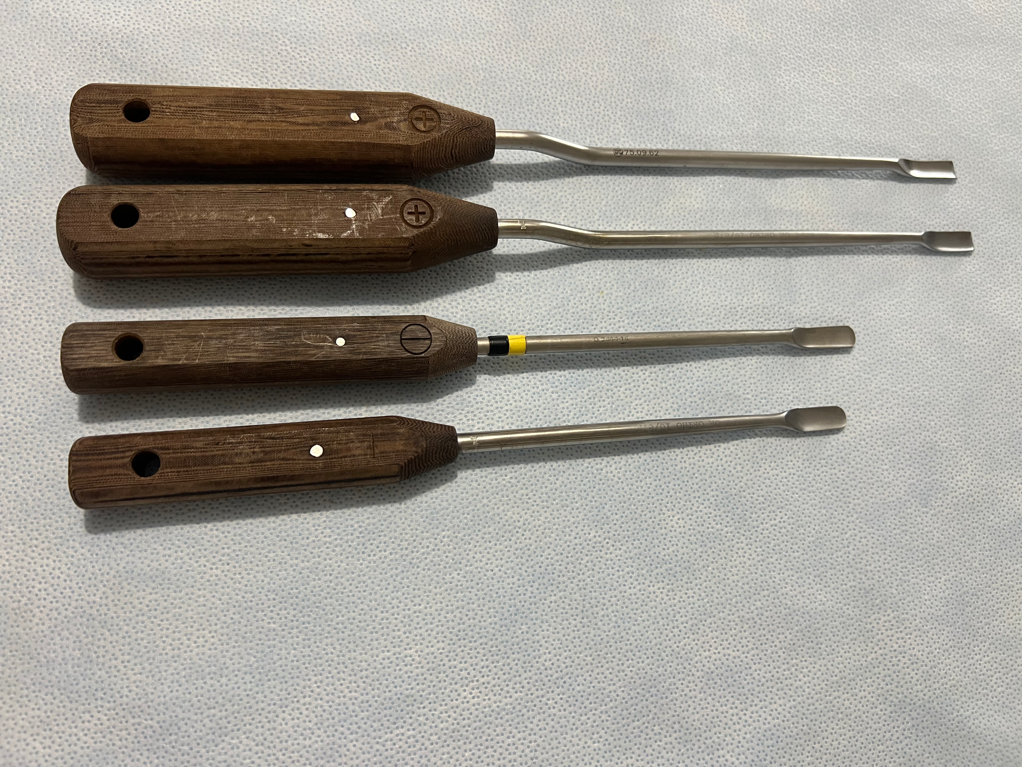 Set Of 4 Orthopedic Chisels US1288